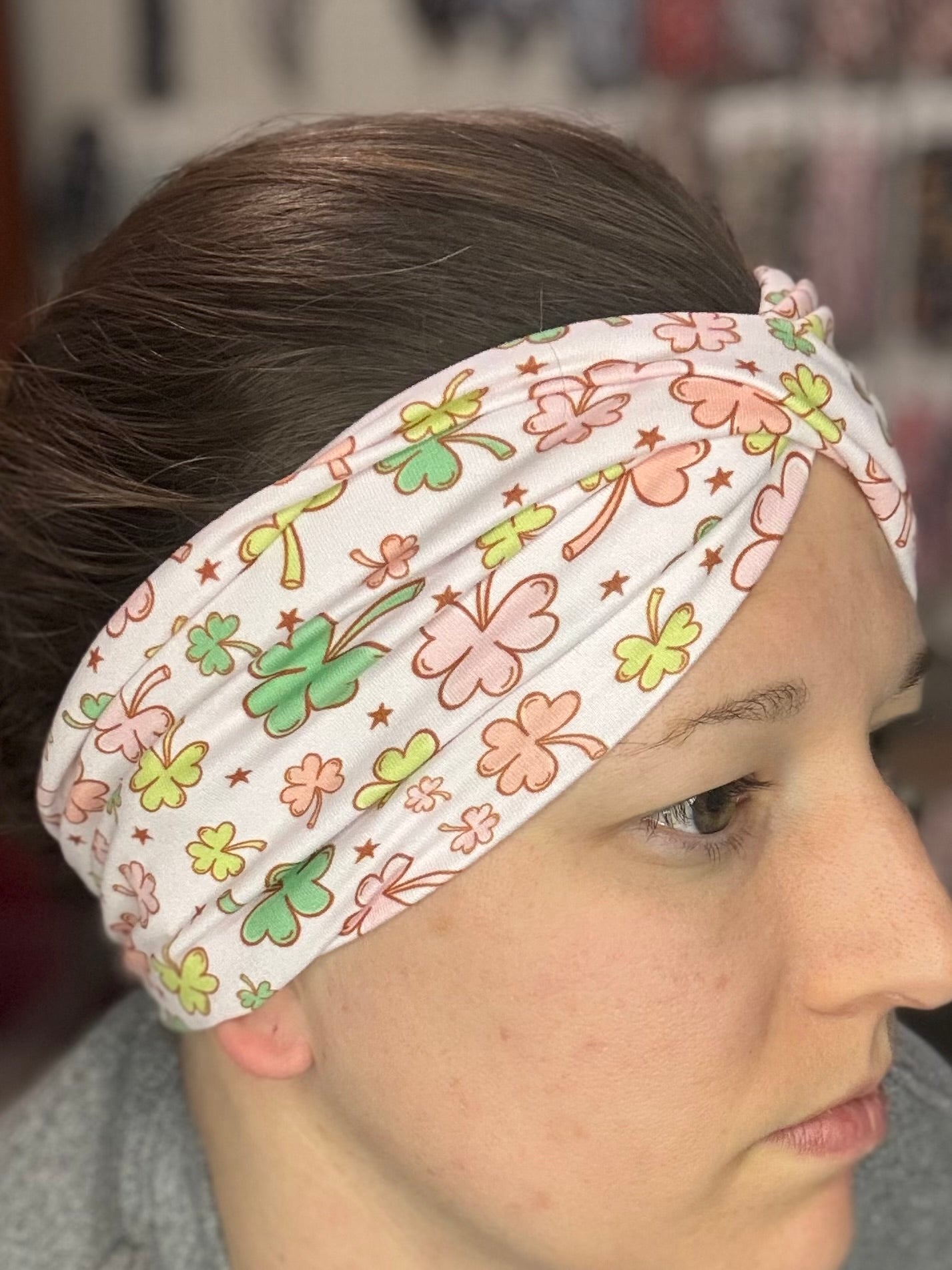 4 leaf clover (pink)- wide