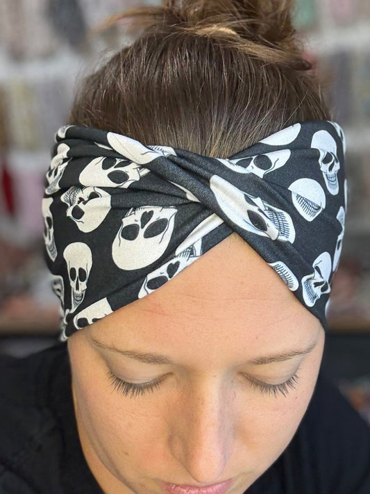 Skulls- wide
