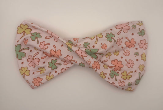 4 leaf clover (pink)- wide