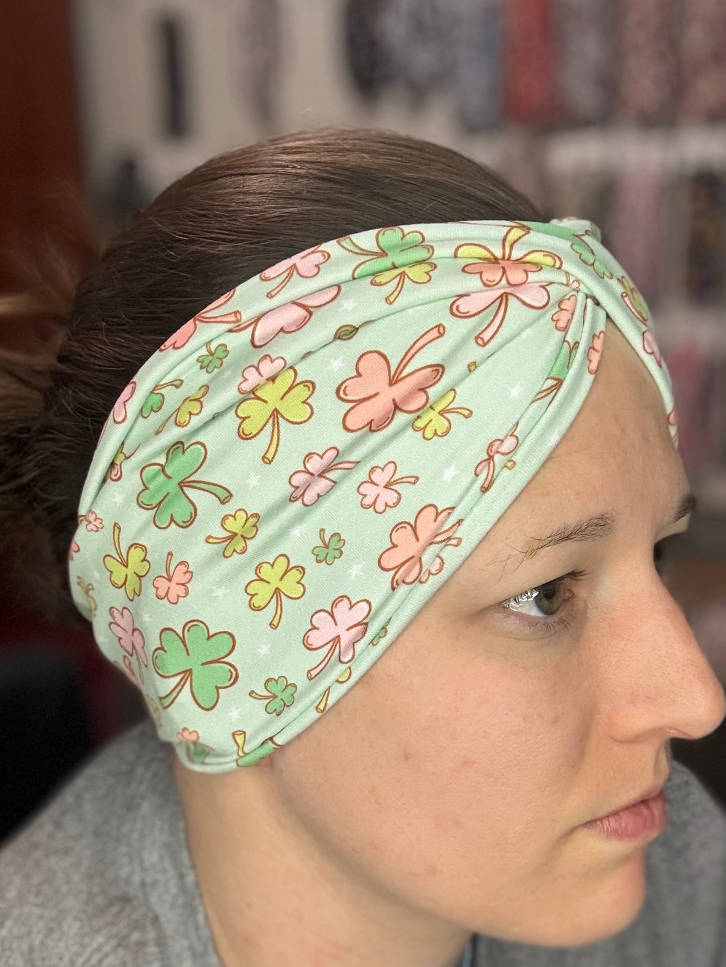 4 leaf clover (green)- wide