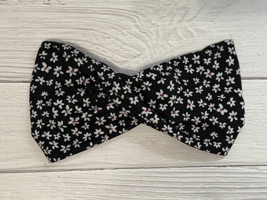 Mini daisies- wide